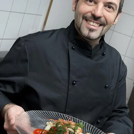 宾馆 克兰比特尔宾馆 *